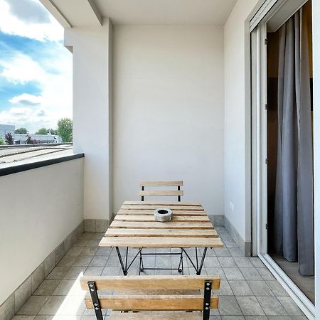 Rrrapido Colorful Rooms - Assago Ngoại thất bức ảnh