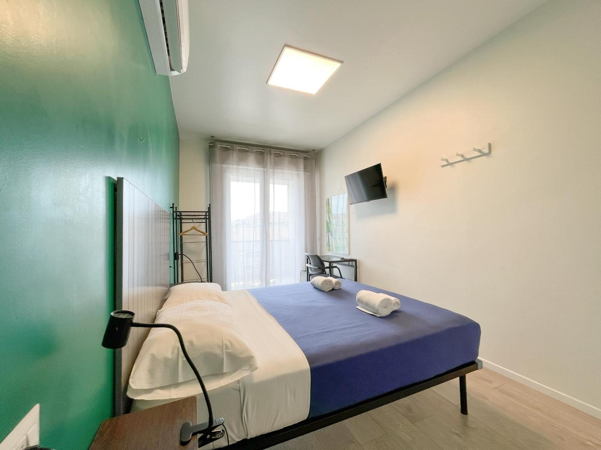 Rrrapido Colorful Rooms - Assago Phòng bức ảnh
